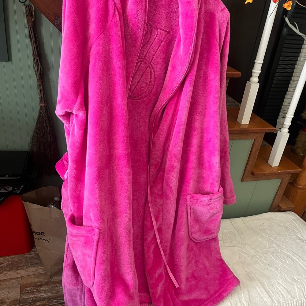 Hot  Pink - like new Women's Robe